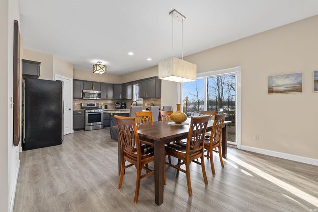 5484 Bear Creek Pass, Auburn, IN 46706