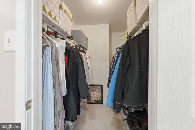 5826 WESTWATER CT, Centreville, VA 20121