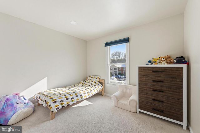 5826 WESTWATER CT, Centreville, VA 20121