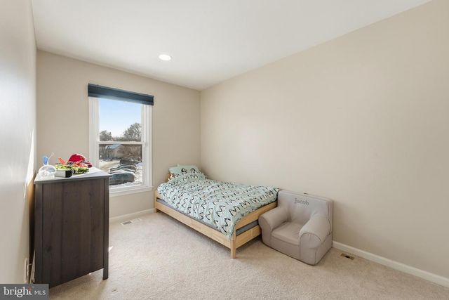 5826 WESTWATER CT, Centreville, VA 20121