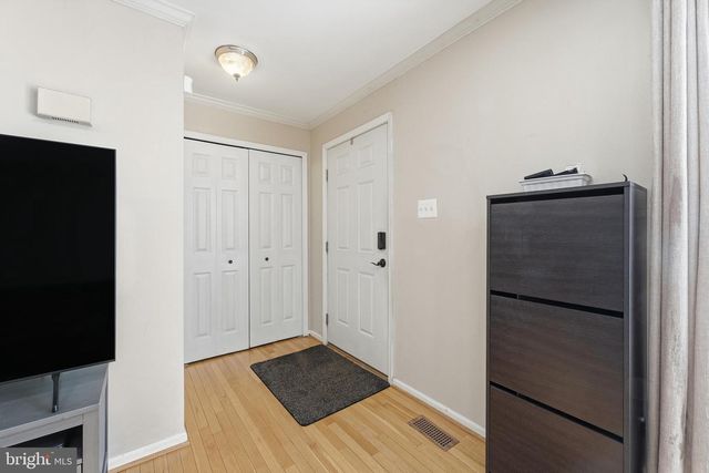 5826 WESTWATER CT, Centreville, VA 20121