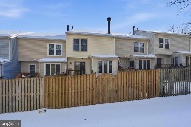 5826 WESTWATER CT, Centreville, VA 20121