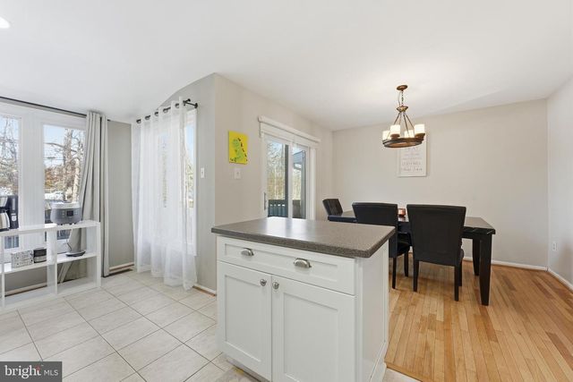 5826 WESTWATER CT, Centreville, VA 20121