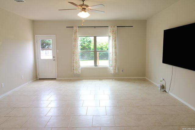 4705 CAMBRIDGE PARK, Converse, TX 78109