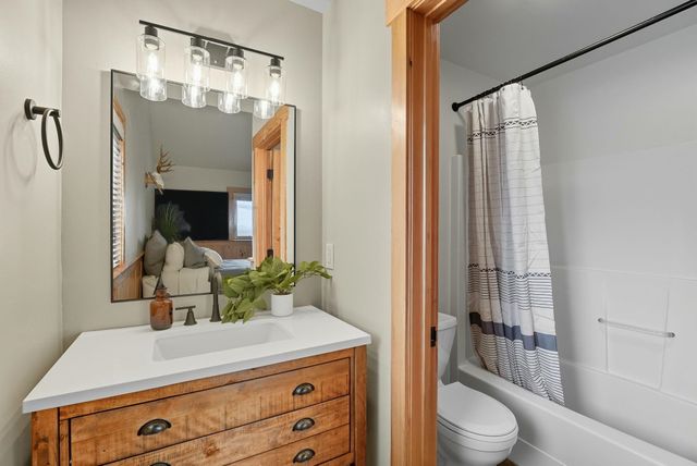 5005 E Orchard Rd, Spokane, WA 99217