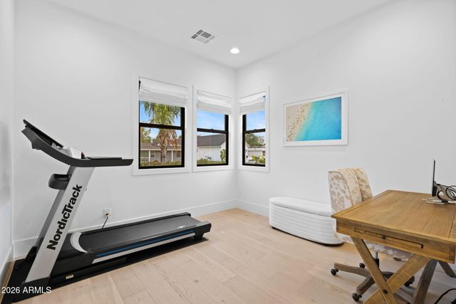 4145 N 42nd Place, Phoenix, AZ 85018