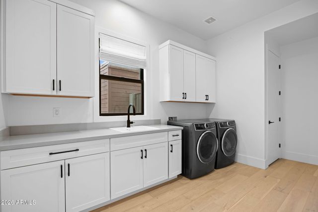 4145 N 42nd Place, Phoenix, AZ 85018