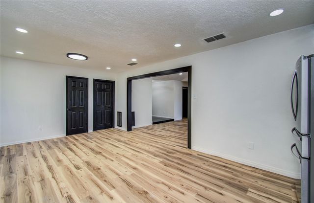 17114 Barcelona Drive, Friendswood, TX 77546