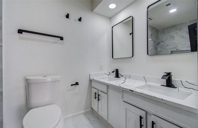 17114 Barcelona Drive, Friendswood, TX 77546