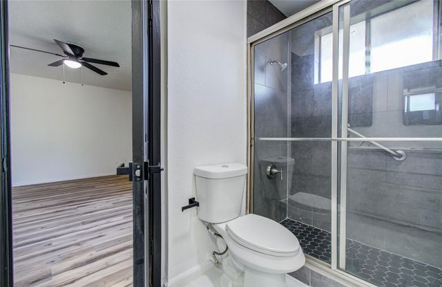 17114 Barcelona Drive, Friendswood, TX 77546