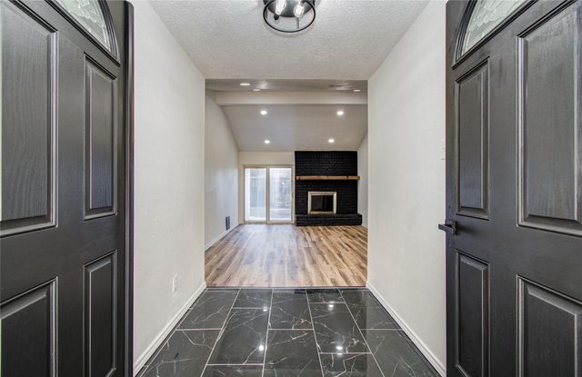 17114 Barcelona Drive, Friendswood, TX 77546