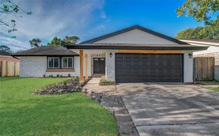 17114 Barcelona Drive, Friendswood, TX 77546