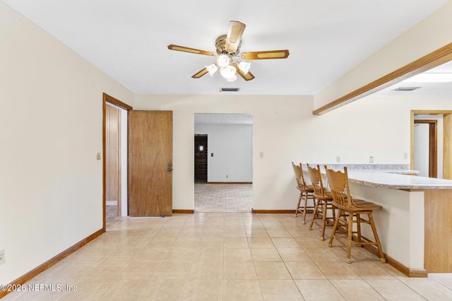 8636 ST PATRICK Lane, Jacksonville, FL 32216