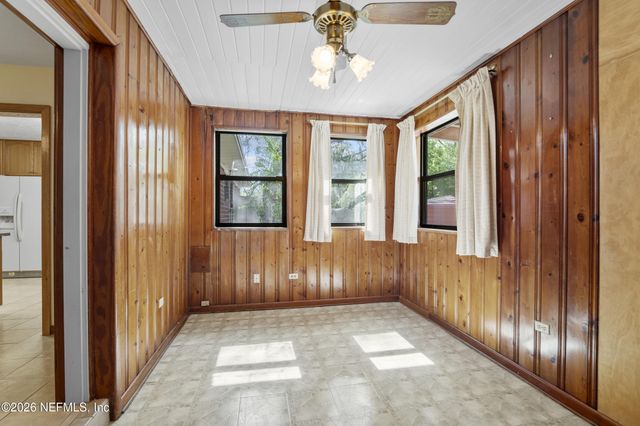 8636 ST PATRICK Lane, Jacksonville, FL 32216