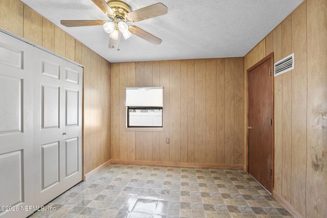 8636 ST PATRICK Lane, Jacksonville, FL 32216