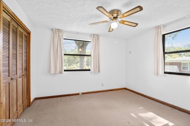 8636 ST PATRICK Lane, Jacksonville, FL 32216