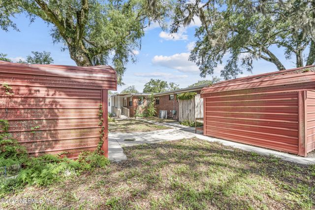 8636 ST PATRICK Lane, Jacksonville, FL 32216