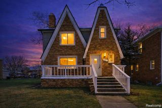 18238 Santa Rosa Drive, Detroit, MI 48221