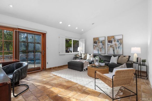 10817 Rueda Court, San Diego, CA 92124