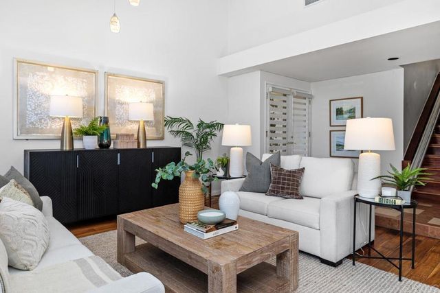 10817 Rueda Court, San Diego, CA 92124