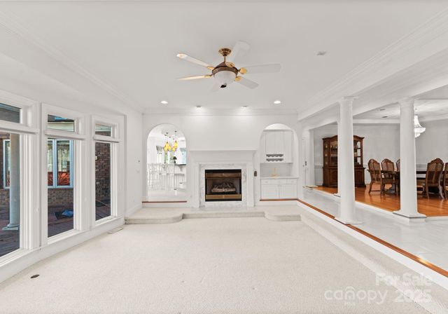 718 Eagle Point Court, Matthews, NC 28104