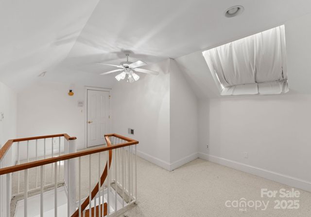 718 Eagle Point Court, Matthews, NC 28104