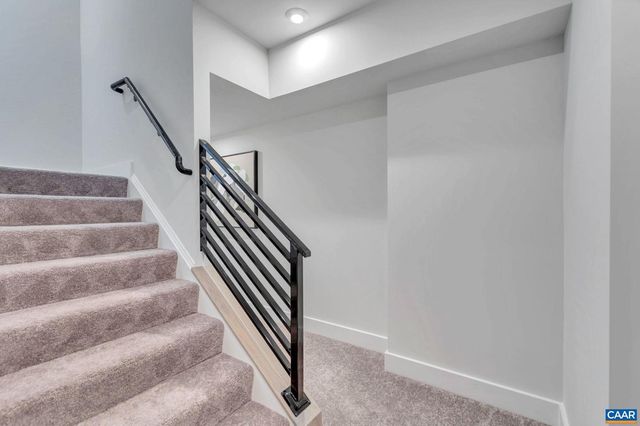 42 WARDELL CREST, Charlottesville, VA 22902