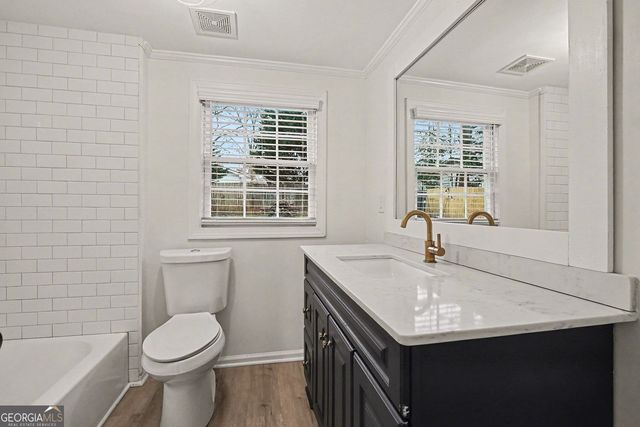 2047 McPherson Drive, East Point, GA 30344