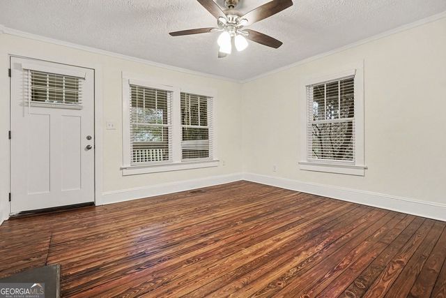 2047 McPherson Drive, East Point, GA 30344