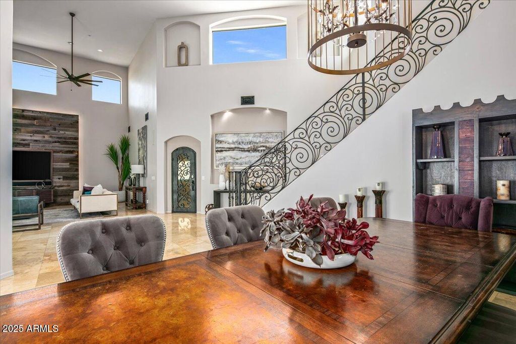 Image 13 of property listing at 33799 N 84TH Street, Scottsdale, AZ 85266