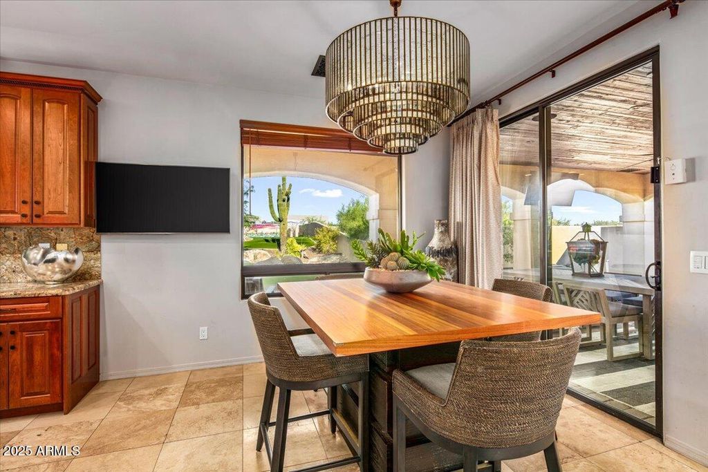 Image 19 of property listing at 33799 N 84TH Street, Scottsdale, AZ 85266