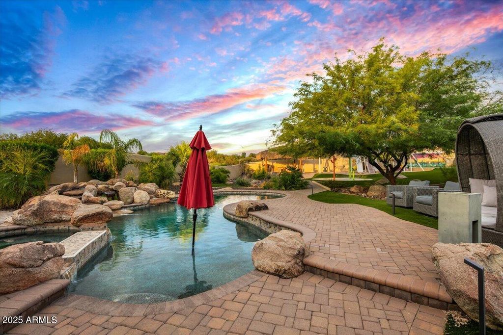 Image 35 of property listing at 33799 N 84TH Street, Scottsdale, AZ 85266