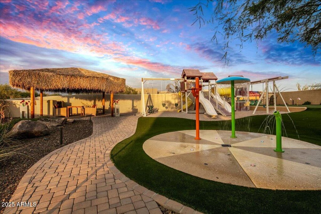 Image 38 of property listing at 33799 N 84TH Street, Scottsdale, AZ 85266