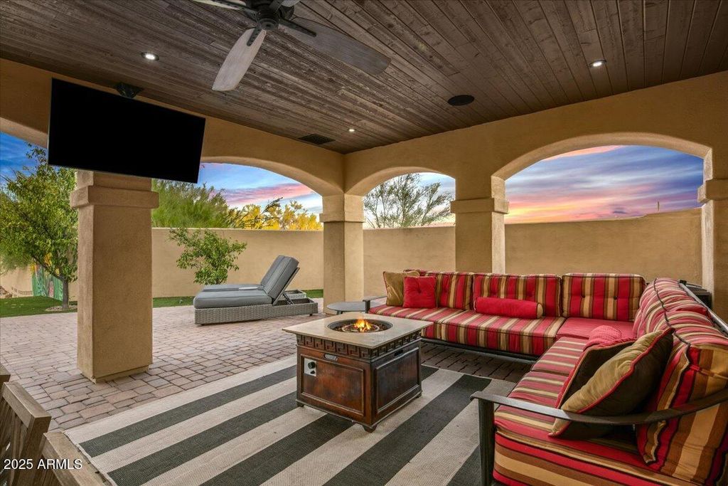 Image 48 of property listing at 33799 N 84TH Street, Scottsdale, AZ 85266