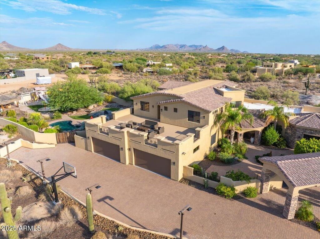Image 53 of property listing at 33799 N 84TH Street, Scottsdale, AZ 85266