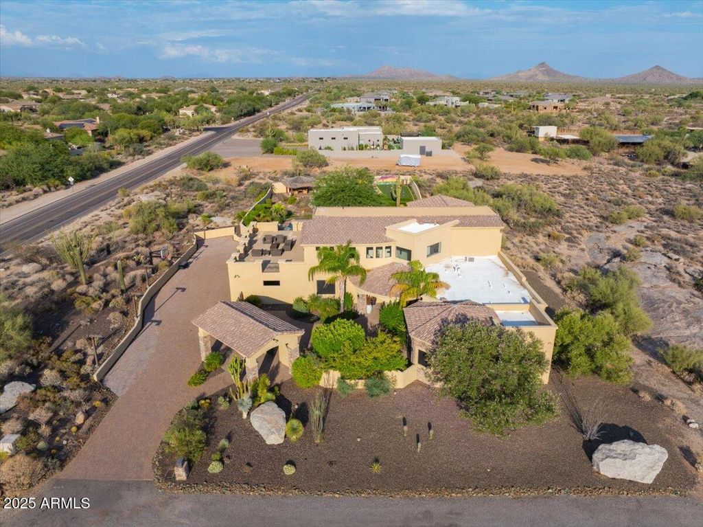 Image 55 of property listing at 33799 N 84TH Street, Scottsdale, AZ 85266