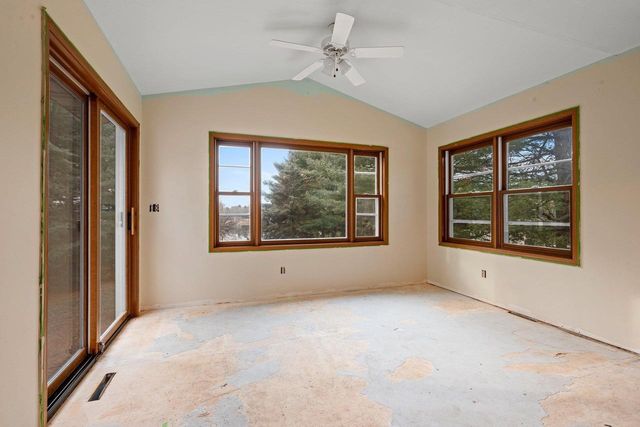 N189 CEDAR SPRINGS DRIVE, Neshkoro, WI 54960
