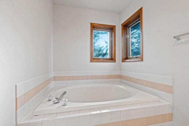 N189 CEDAR SPRINGS DRIVE, Neshkoro, WI 54960