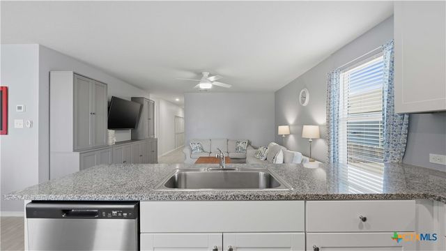 5359 Fair Moon Drive, Bulverde, TX 78163