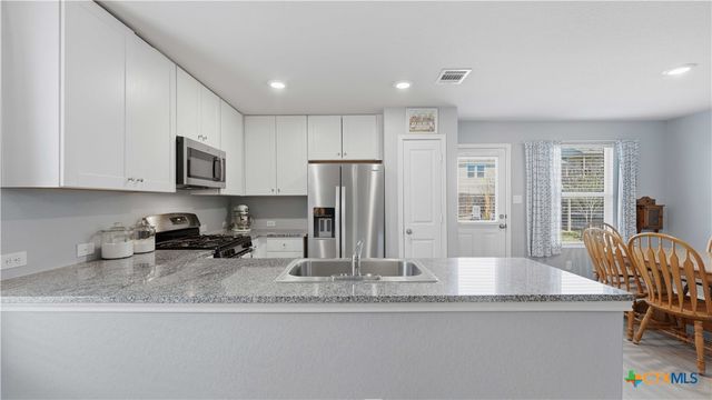 5359 Fair Moon Drive, Bulverde, TX 78163