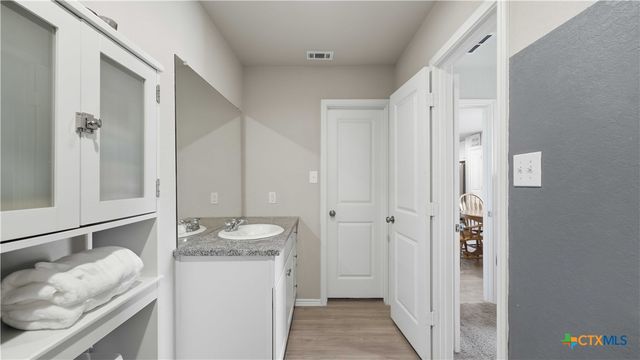 5359 Fair Moon Drive, Bulverde, TX 78163