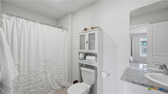 5359 Fair Moon Drive, Bulverde, TX 78163