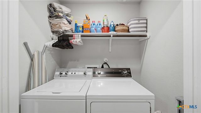 5359 Fair Moon Drive, Bulverde, TX 78163