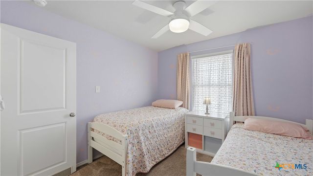 5359 Fair Moon Drive, Bulverde, TX 78163