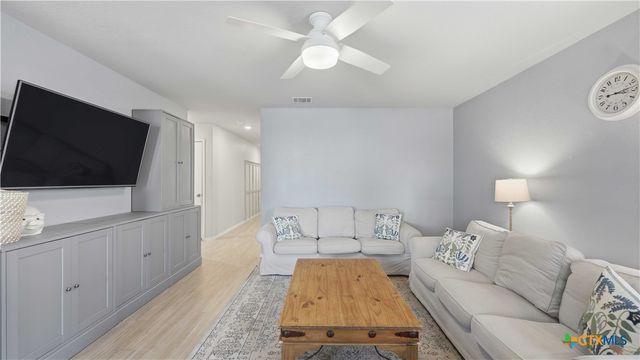 5359 Fair Moon Drive, Bulverde, TX 78163