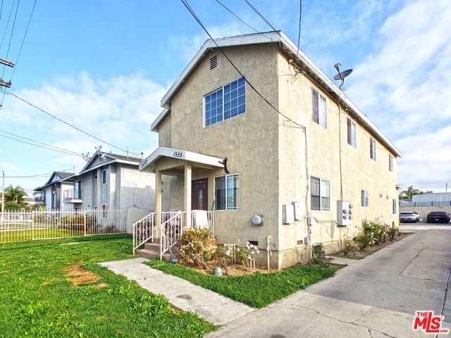 1555 204th Street 1555, Torrance, CA 90501