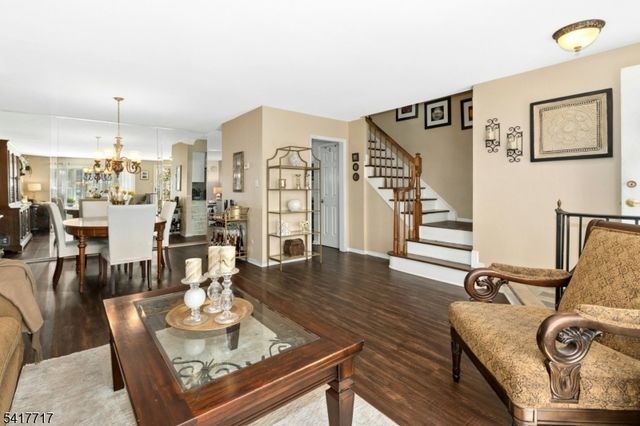 12 Maddaket Court, Scotch Plains Twp., NJ 07076