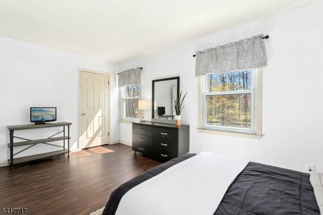 12 Maddaket Court, Scotch Plains Twp., NJ 07076