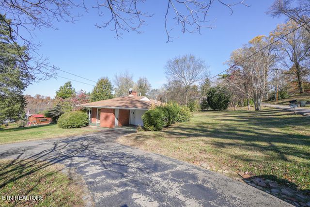 4305 Reed Rd, Louisville, TN 37777