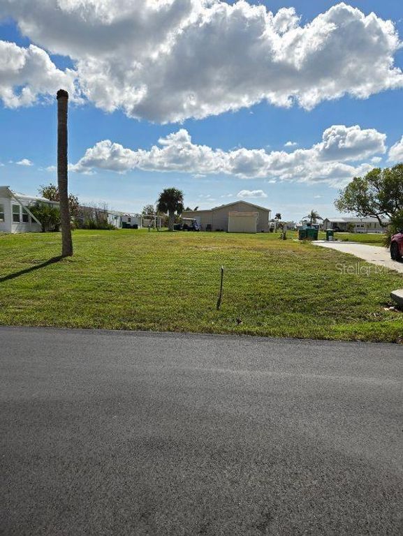 2745 GREBE STREET, Englewood, FL 34224